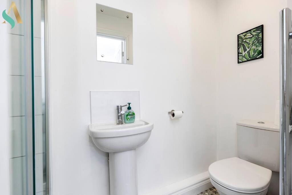 5 Double Bedrooms With Ensuites - Teesside House Tsac Redcar Dış mekan fotoğraf